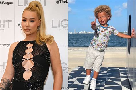 carti onyx|Iggy Azalea and Son Onyx, 3, Smile in Rare Photo Before。